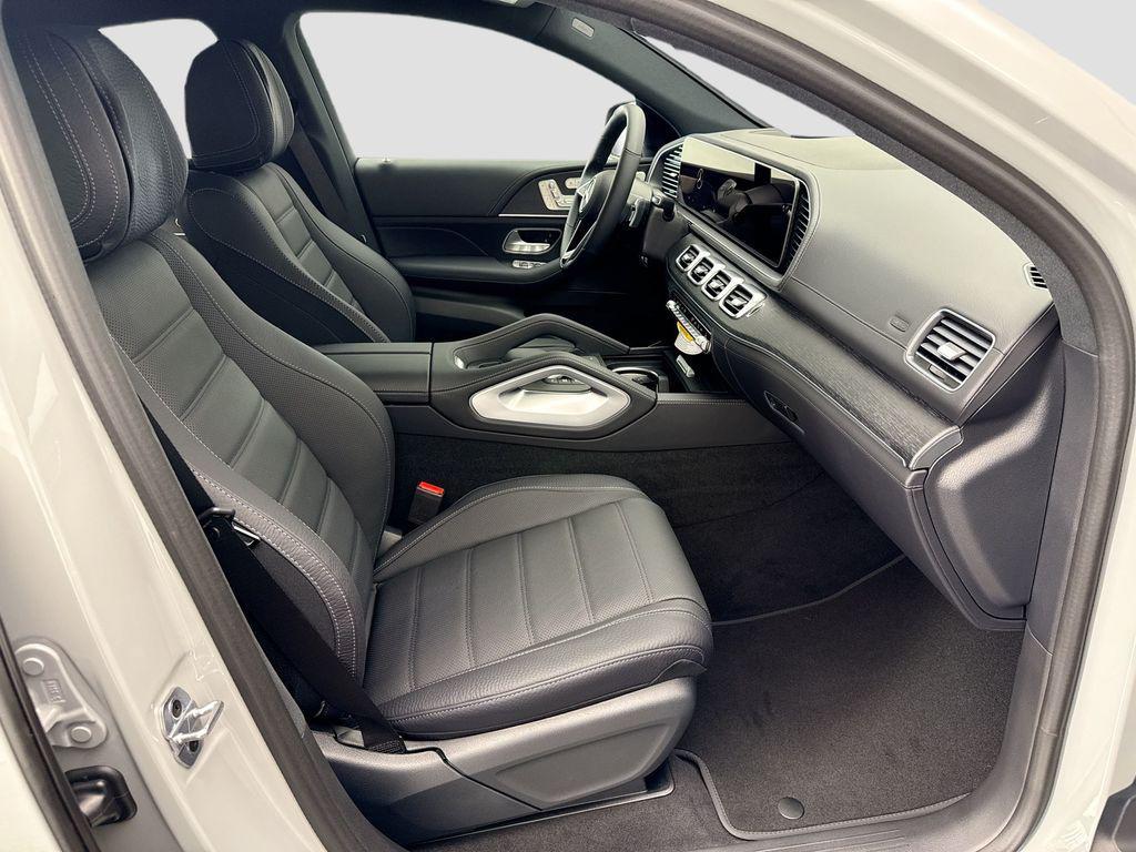 new 2026 Mercedes-Benz GLE 450 car, priced at $92,280