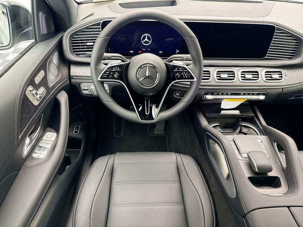 new 2026 Mercedes-Benz GLE 450 car, priced at $92,280