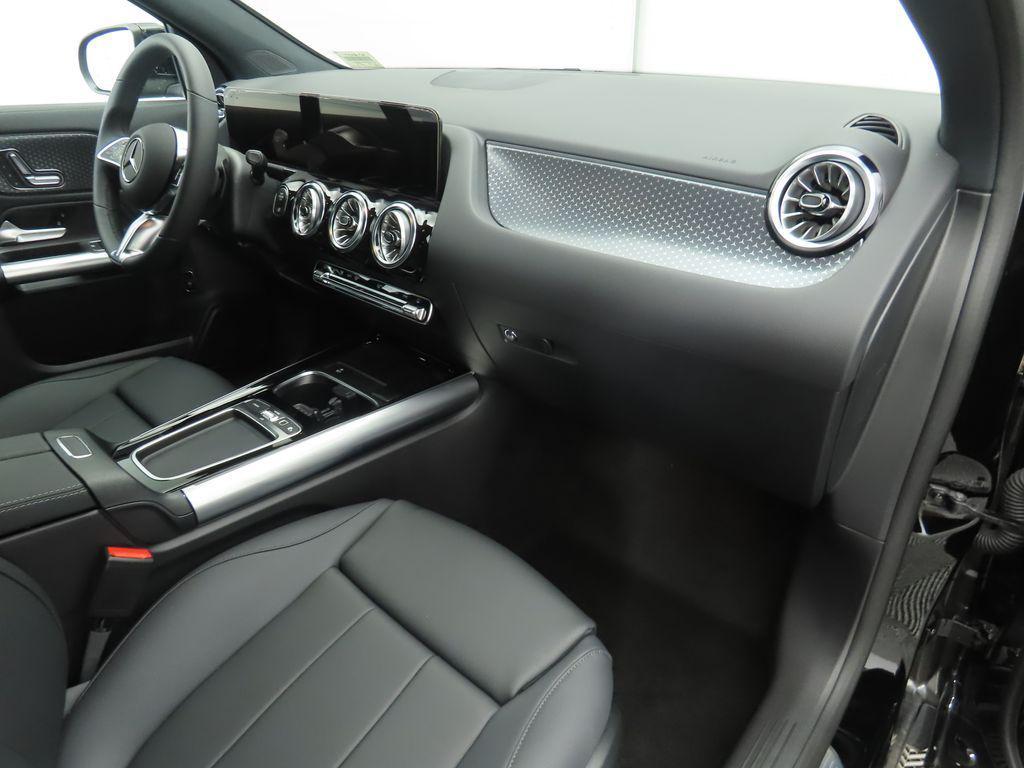 used 2025 Mercedes-Benz GLA 250 car, priced at $36,551