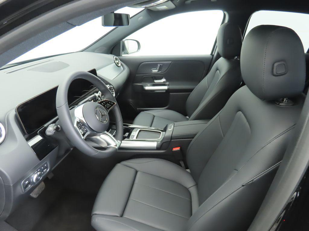 used 2025 Mercedes-Benz GLA 250 car, priced at $36,551