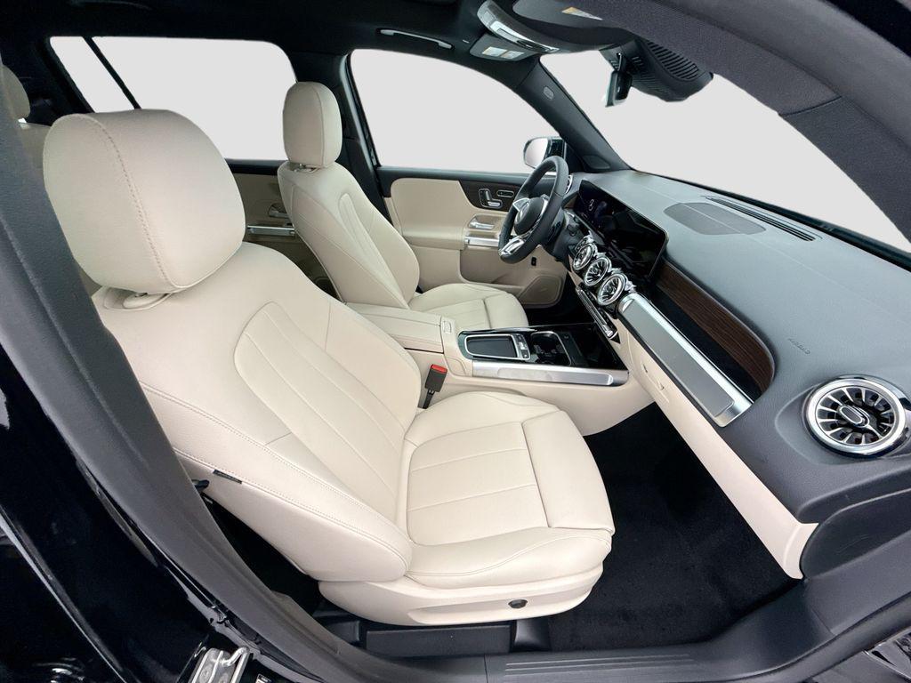 new 2026 Mercedes-Benz GLB 250 car, priced at $53,157