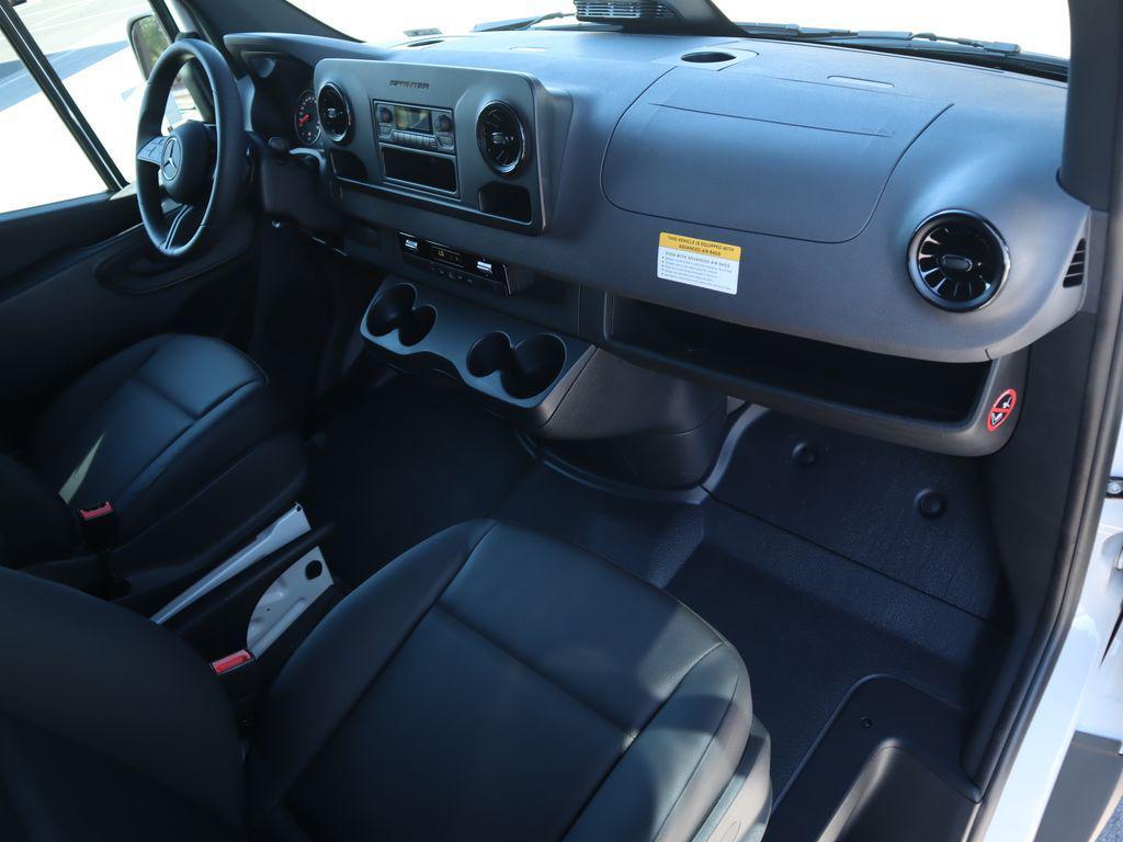 new 2025 Mercedes-Benz Sprinter 2500 car, priced at $55,305