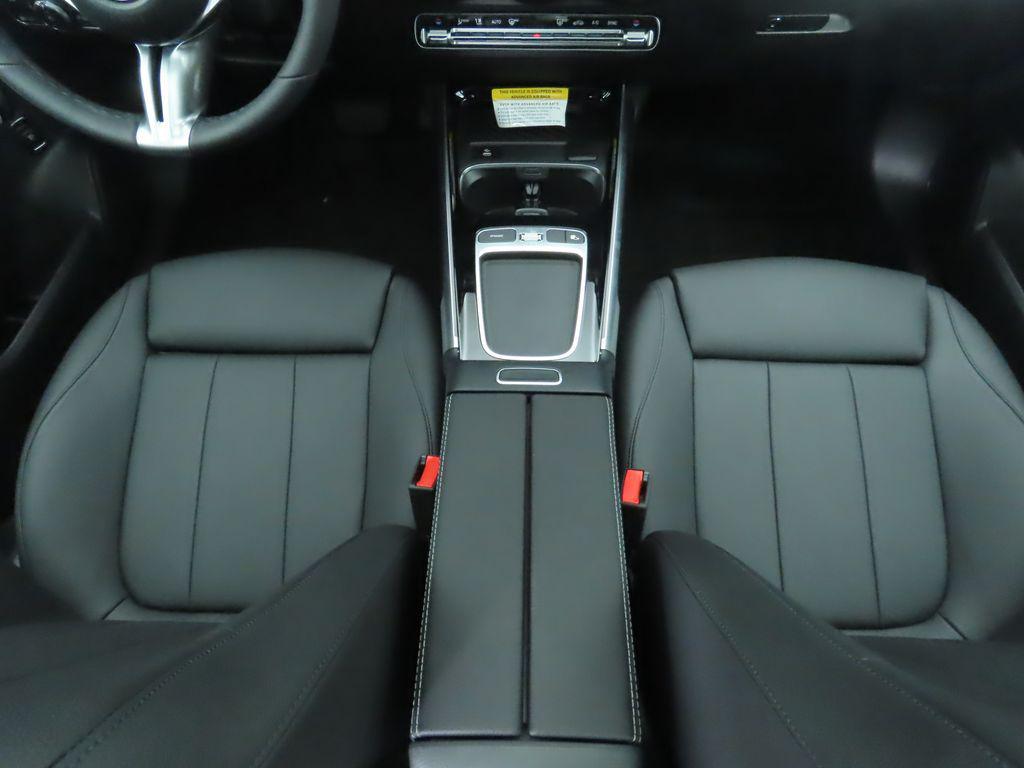 used 2025 Mercedes-Benz GLB 250 car, priced at $40,908