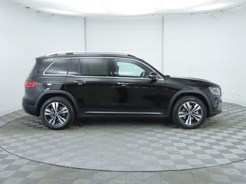 used 2025 Mercedes-Benz GLB 250 car, priced at $40,908