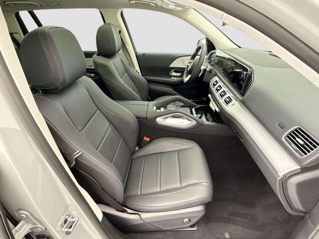 new 2026 Mercedes-Benz GLS 450 car, priced at $101,740