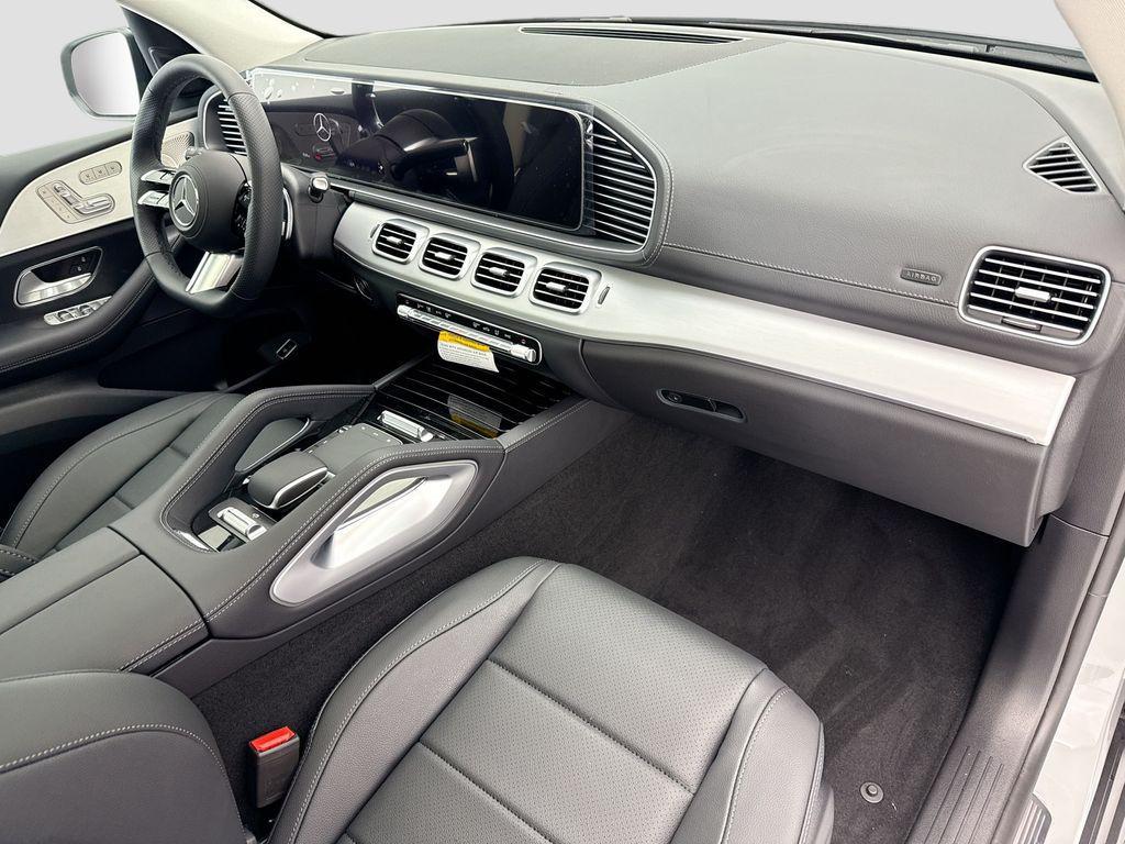 new 2026 Mercedes-Benz GLS 450 car, priced at $101,740