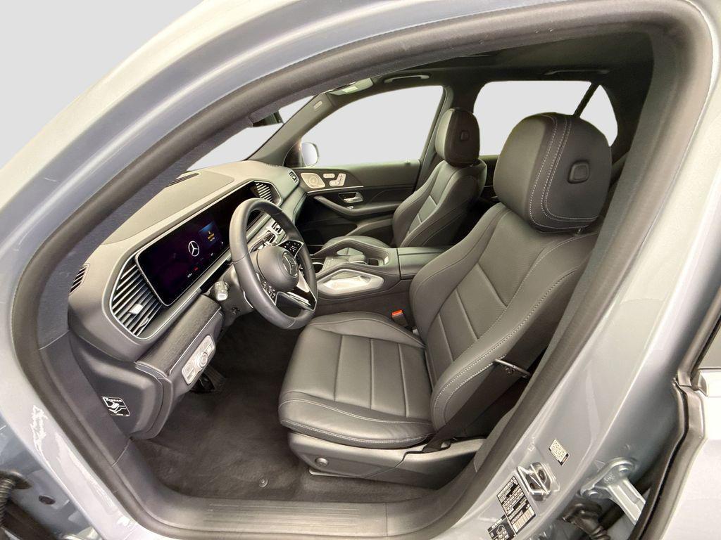 used 2025 Mercedes-Benz GLE 450 car, priced at $73,713