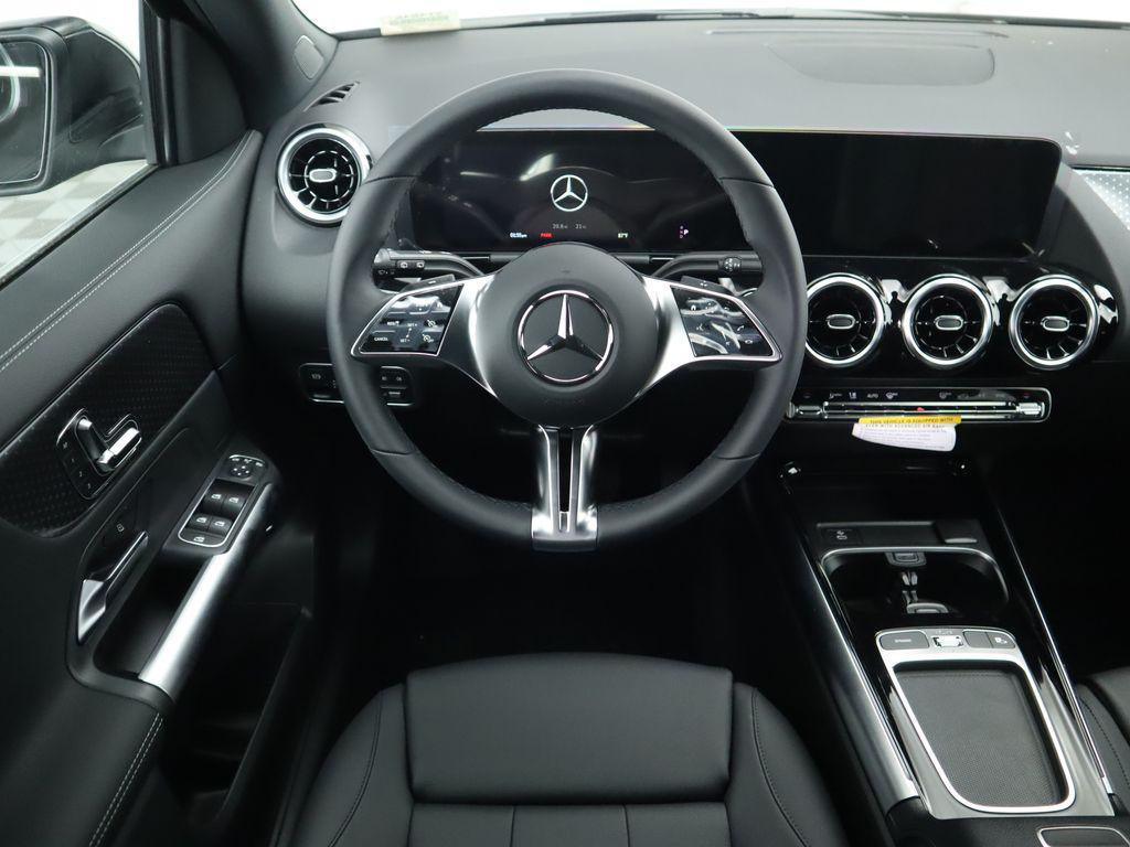 used 2025 Mercedes-Benz GLA 250 car, priced at $29,590