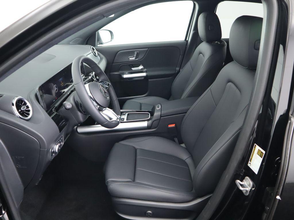 used 2025 Mercedes-Benz GLA 250 car, priced at $29,590