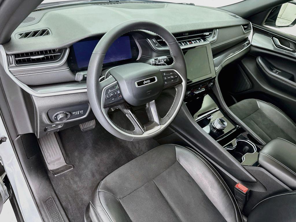 used 2023 Jeep Grand Cherokee car, priced at $29,697