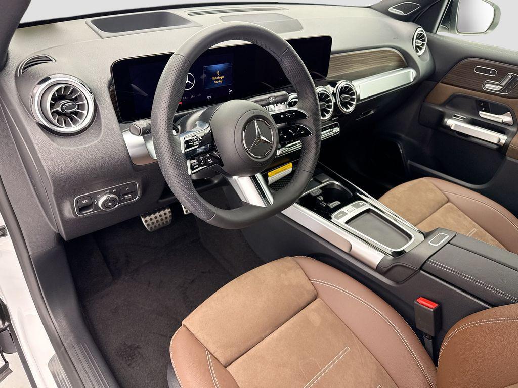 new 2026 Mercedes-Benz GLB 250 car, priced at $61,107