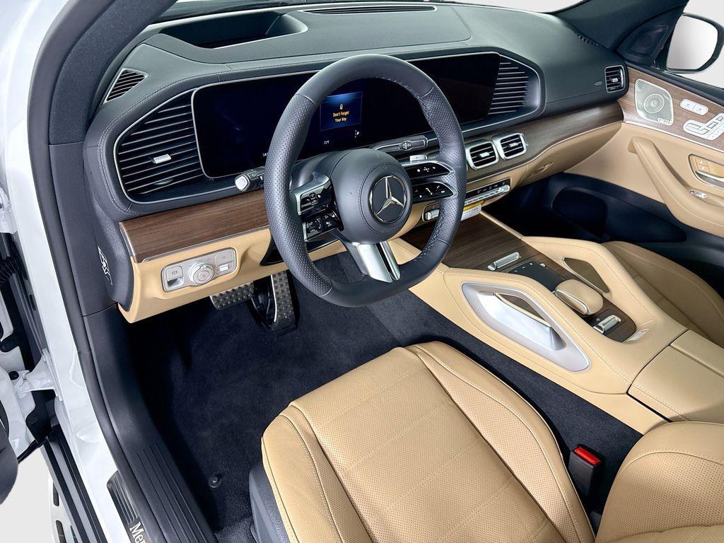 new 2026 Mercedes-Benz GLS 450 car, priced at $114,675