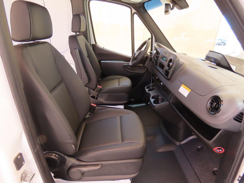 new 2025 Mercedes-Benz Sprinter 2500 car, priced at $63,047