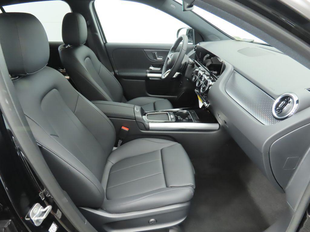 used 2025 Mercedes-Benz GLA 250 car, priced at $34,609