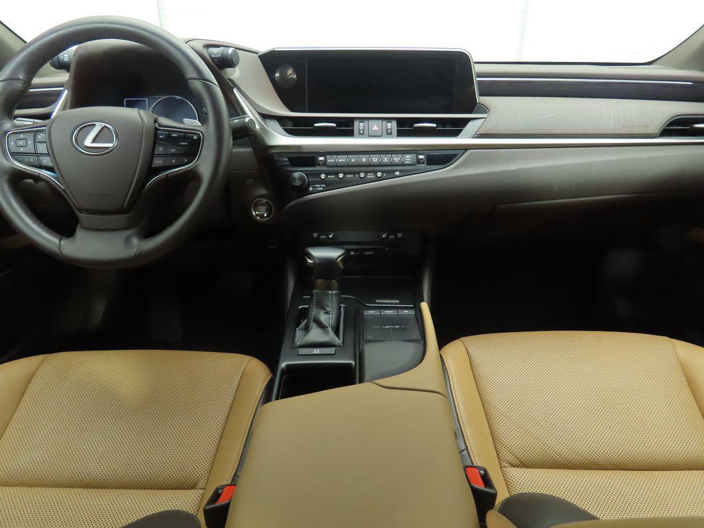 used 2019 Lexus ES 350 car, priced at $32,522