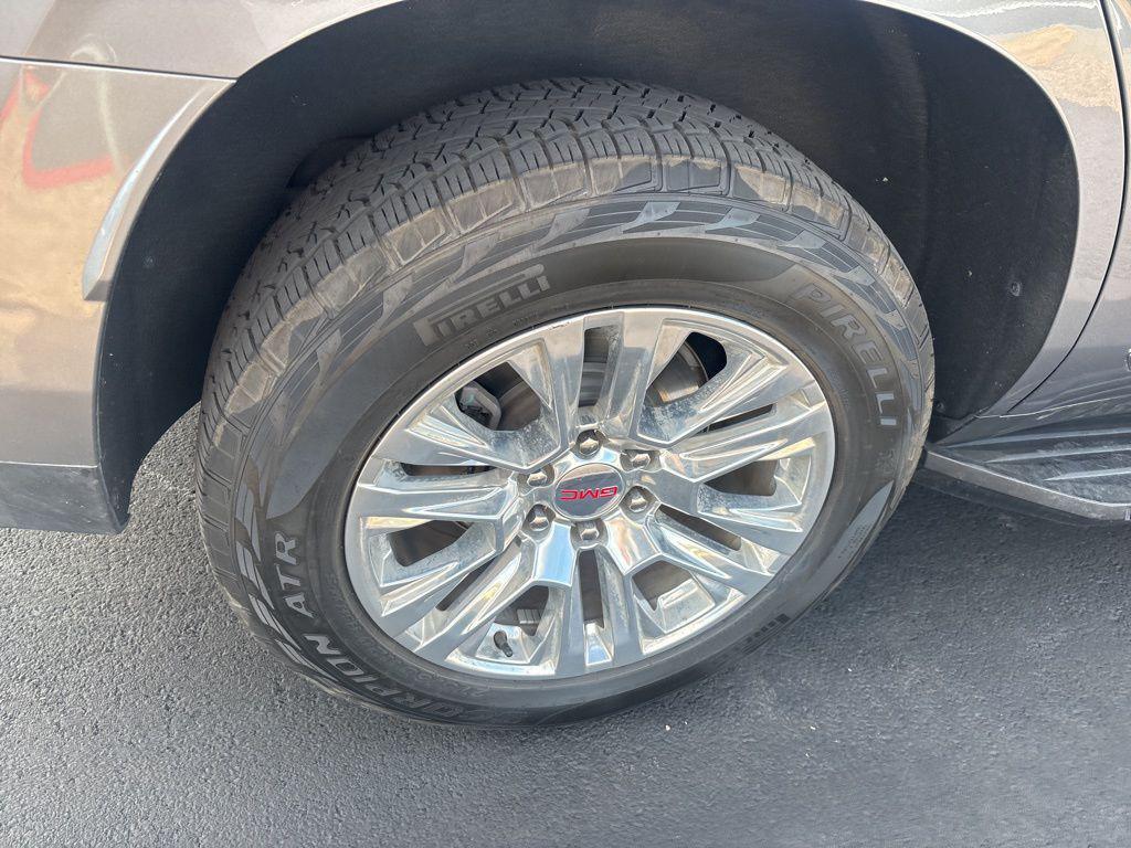 used 2021 GMC Yukon car, priced at $58,900
