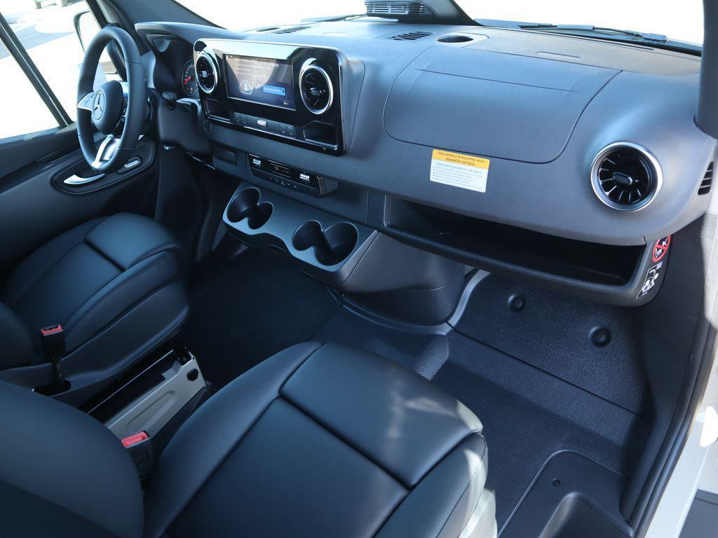 new 2025 Mercedes-Benz Sprinter 2500 car, priced at $82,294