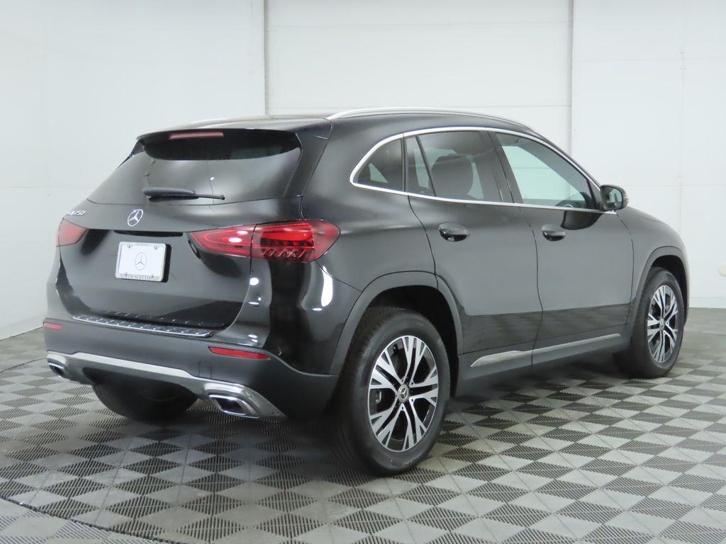 used 2025 Mercedes-Benz GLA 250 car, priced at $34,574