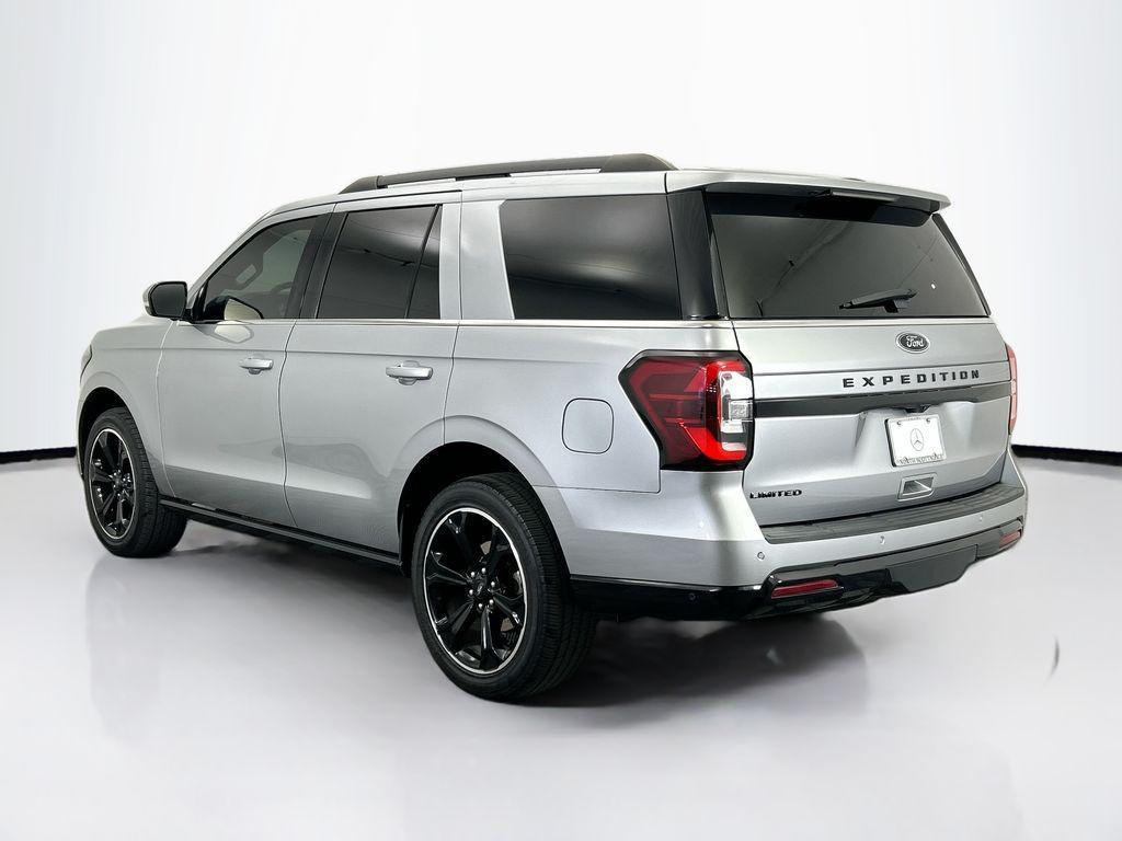 used 2022 Ford Expedition car, priced at $43,877