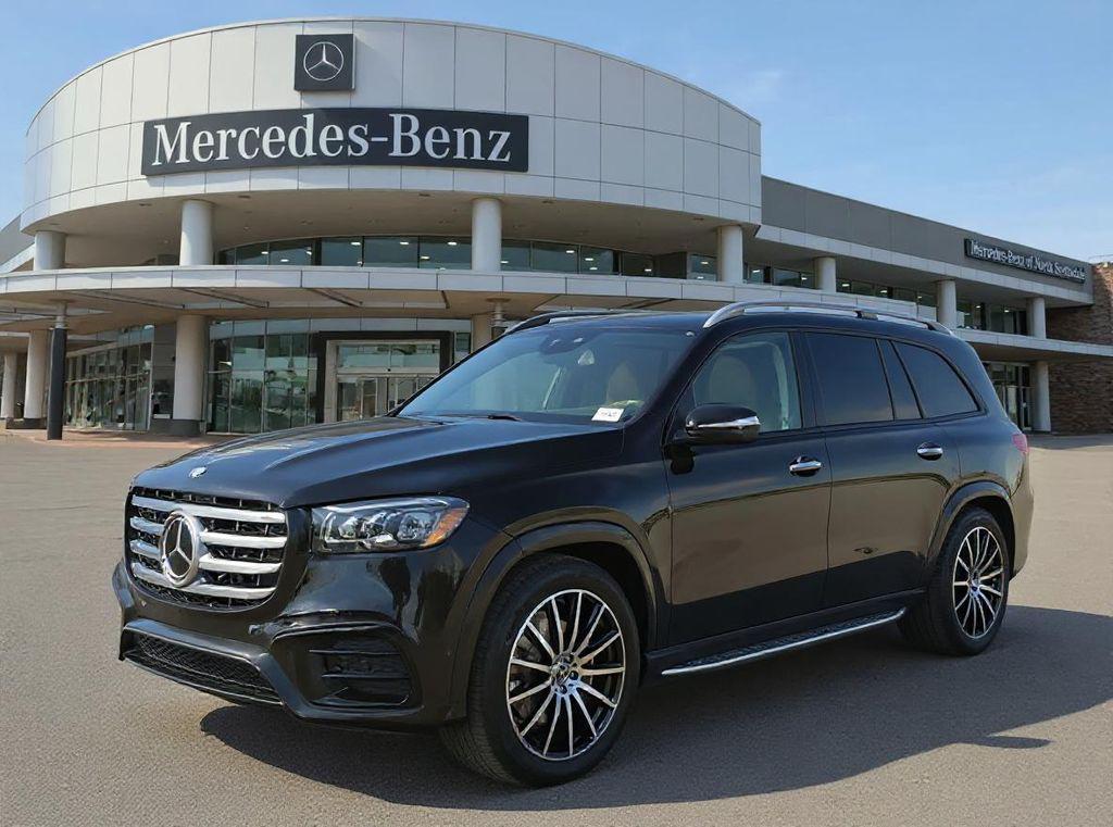 new 2026 Mercedes-Benz GLS 450 car, priced at $101,655