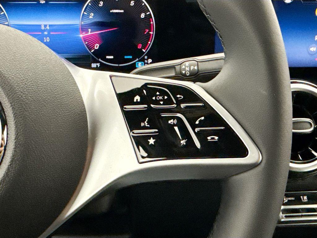 new 2026 Mercedes-Benz GLB 250 car, priced at $47,025