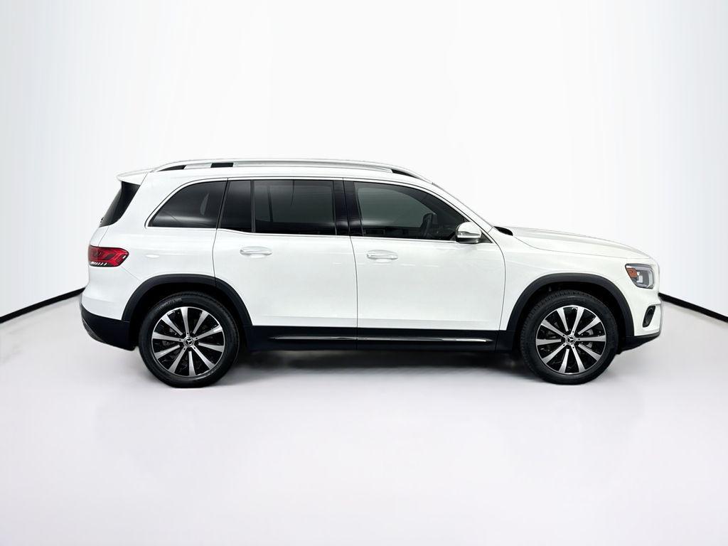 used 2022 Mercedes-Benz GLB 250 car, priced at $27,051