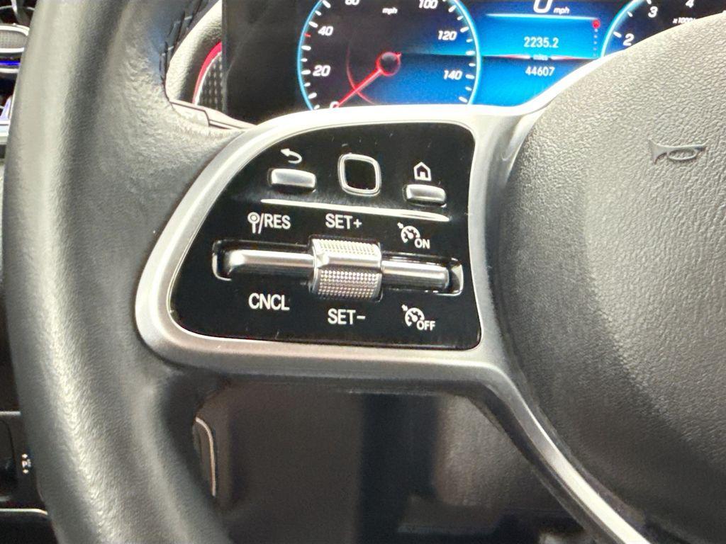 used 2022 Mercedes-Benz GLB 250 car, priced at $27,051