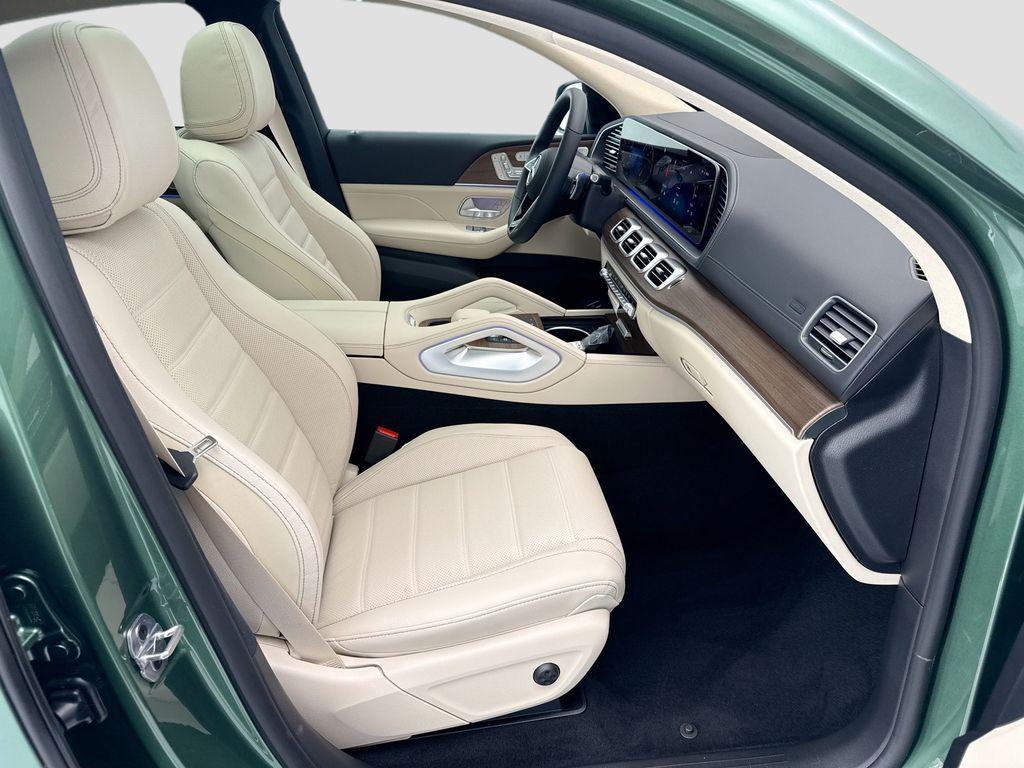 new 2026 Mercedes-Benz GLE 450 car, priced at $94,070