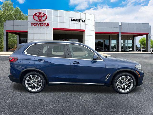 2022 Phytonic Blue Metallic BMW X5