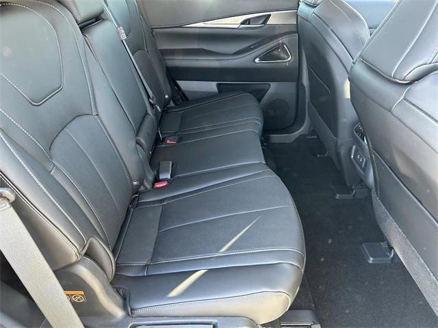 new 2026 INFINITI QX60 car, priced at $56,561