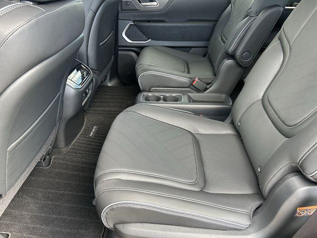 new 2027 INFINITI QX80 car, priced at $102,008