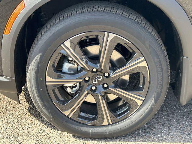 new 2026 INFINITI QX60 car, priced at $69,032