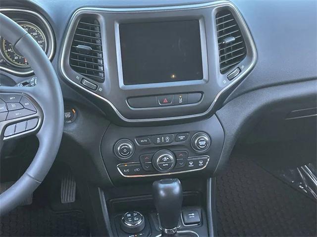 used 2022 Jeep Cherokee car, priced at $22,417