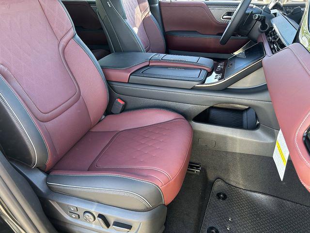 new 2026 INFINITI QX80 car, priced at $109,457