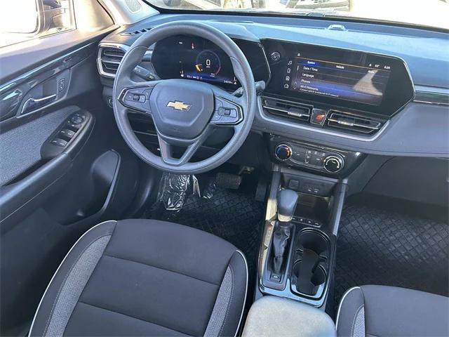 used 2025 Chevrolet TrailBlazer car, priced at $22,100