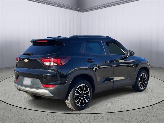 used 2025 Chevrolet TrailBlazer car, priced at $22,100