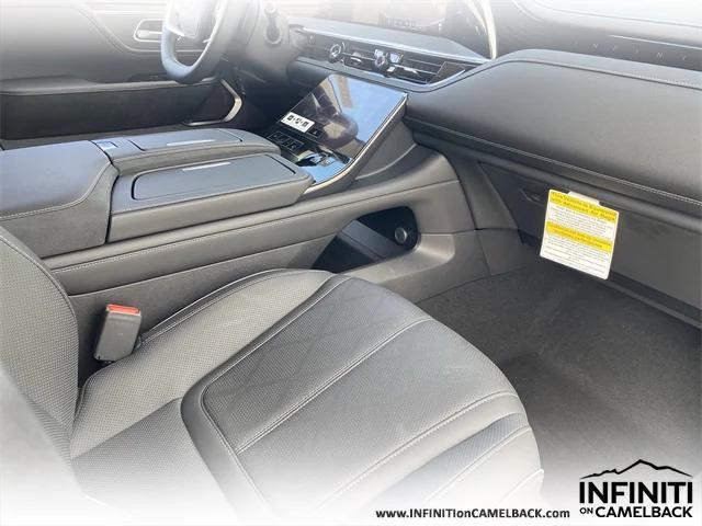 new 2025 INFINITI QX80 car, priced at $87,999