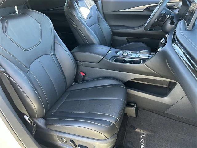 used 2025 INFINITI QX60 car, priced at $41,995