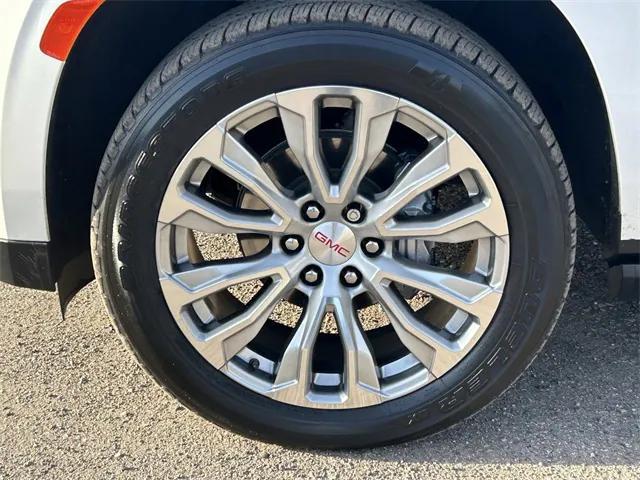 used 2022 GMC Yukon car, priced at $50,995