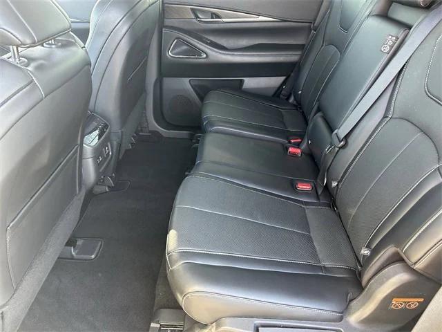 used 2023 INFINITI QX60 car, priced at $39,995