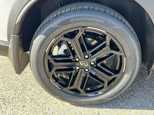 new 2026 INFINITI QX60 car, priced at $62,319