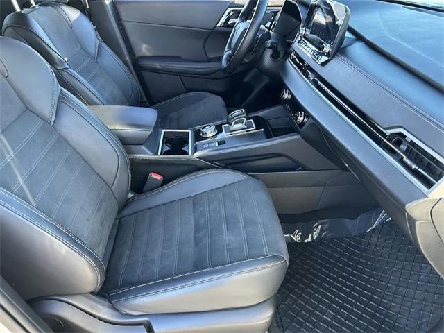 used 2024 Mitsubishi Outlander car, priced at $20,100