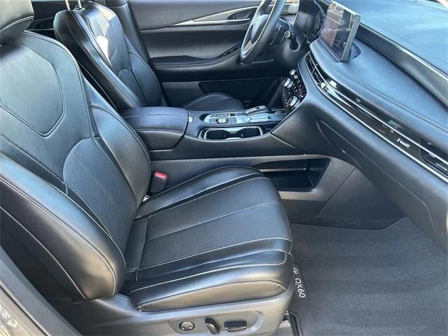 used 2025 INFINITI QX60 car, priced at $47,250