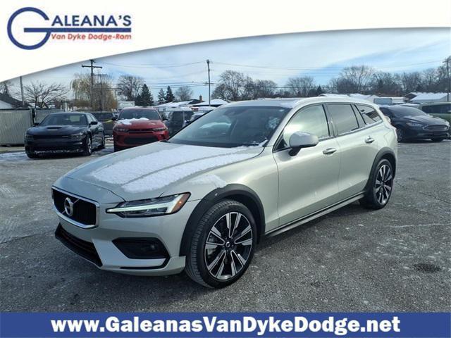 used 2021 Volvo V60 Cross Country car, priced at $23,915