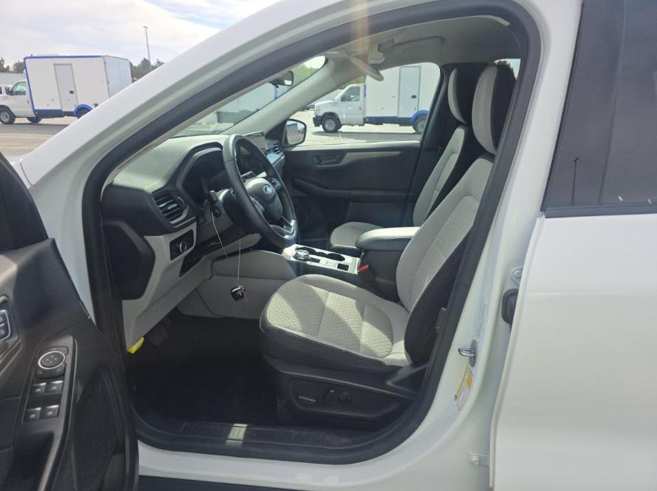 used 2023 Ford Escape car, priced at $19,995