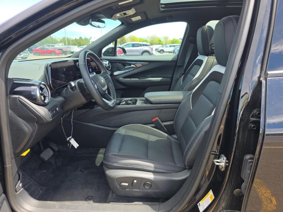 used 2024 Chevrolet Blazer EV car, priced at $25,995