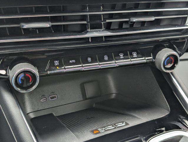 used 2025 Chevrolet Traverse car, priced at $50,850