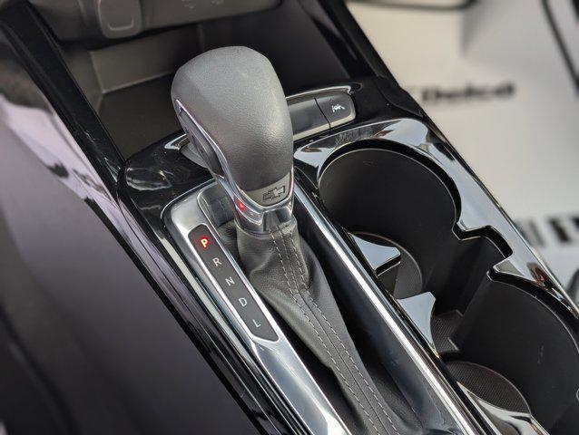 new 2025 Chevrolet Trax car, priced at $25,880