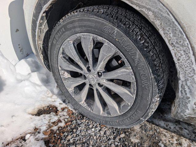 used 2019 Kia Sorento car, priced at $13,999