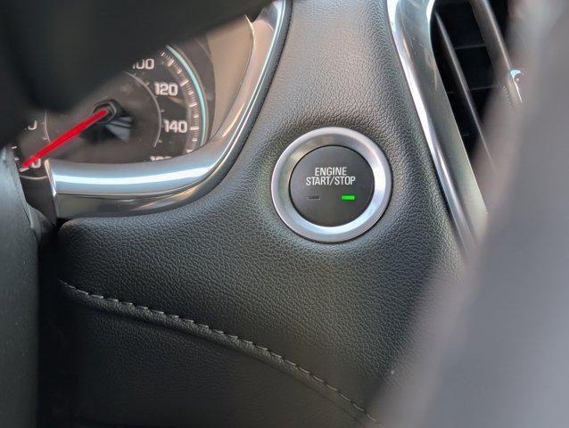 used 2023 Chevrolet Traverse car, priced at $32,400